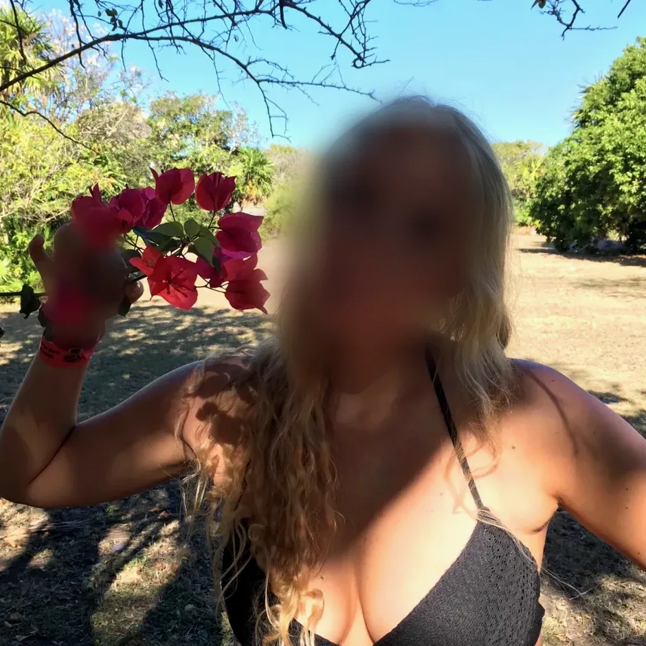 Michelle, 31