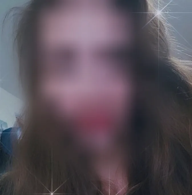 Neele, 29