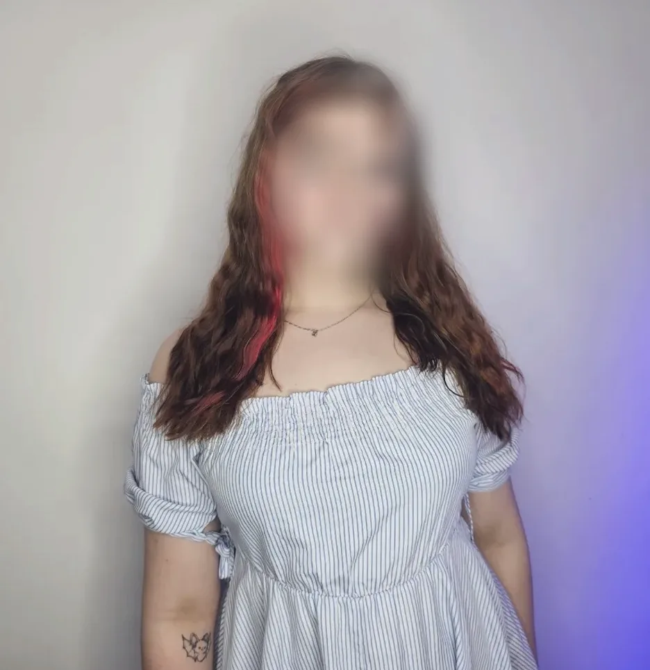 Ramona, 21