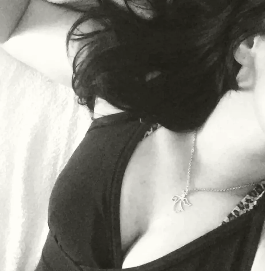 Selina, 39